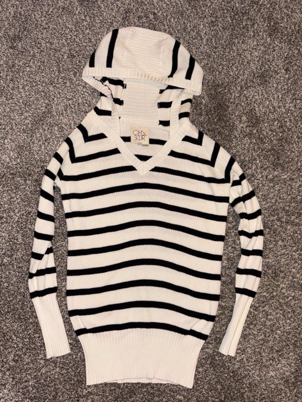 Y2K black and white striped hooded v neck sweater
